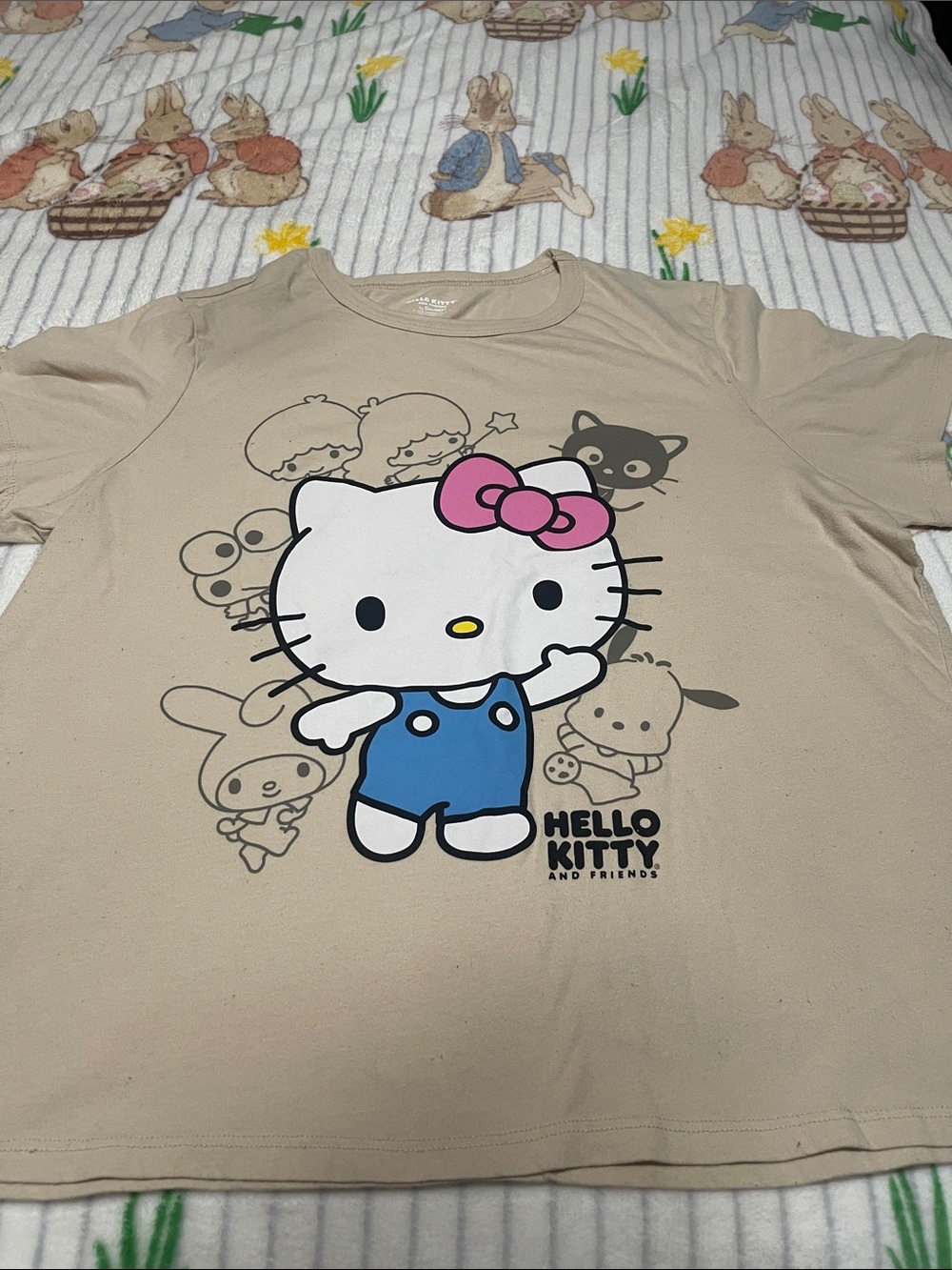 Hello Kitty Short Sleeve Tee in Beige with Pink Bow & Blue Overalls - Picture 3 of 4
